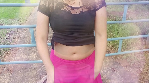 Jwe sou fèm nan, yon madanm reyèl kay, femèl chen ak mari l 'cuckolding nan bwa a.